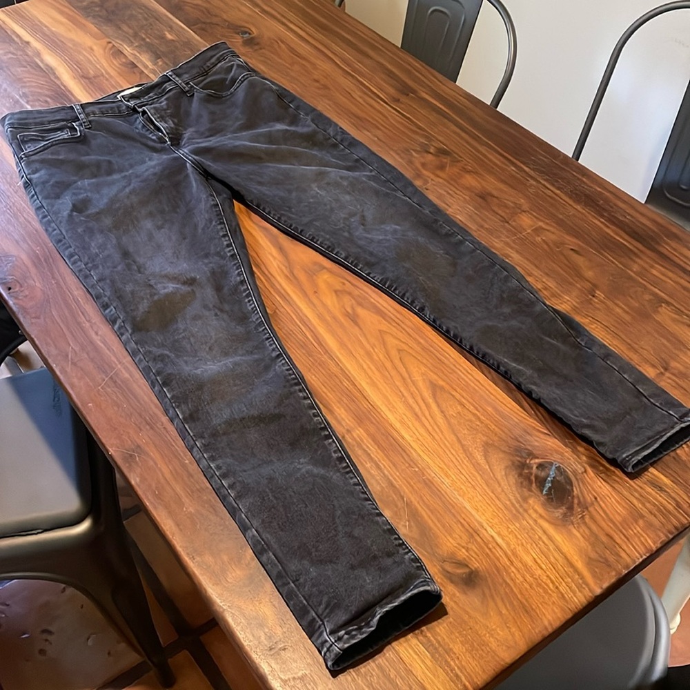 Levi’s Premium 720 High Rise Super Skinny